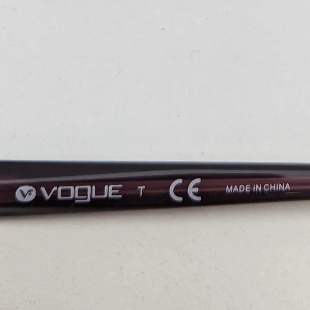 🕶️Vogue VO3961-B 717-S Eyeglasses 52/17 135 /ALG639🕶️